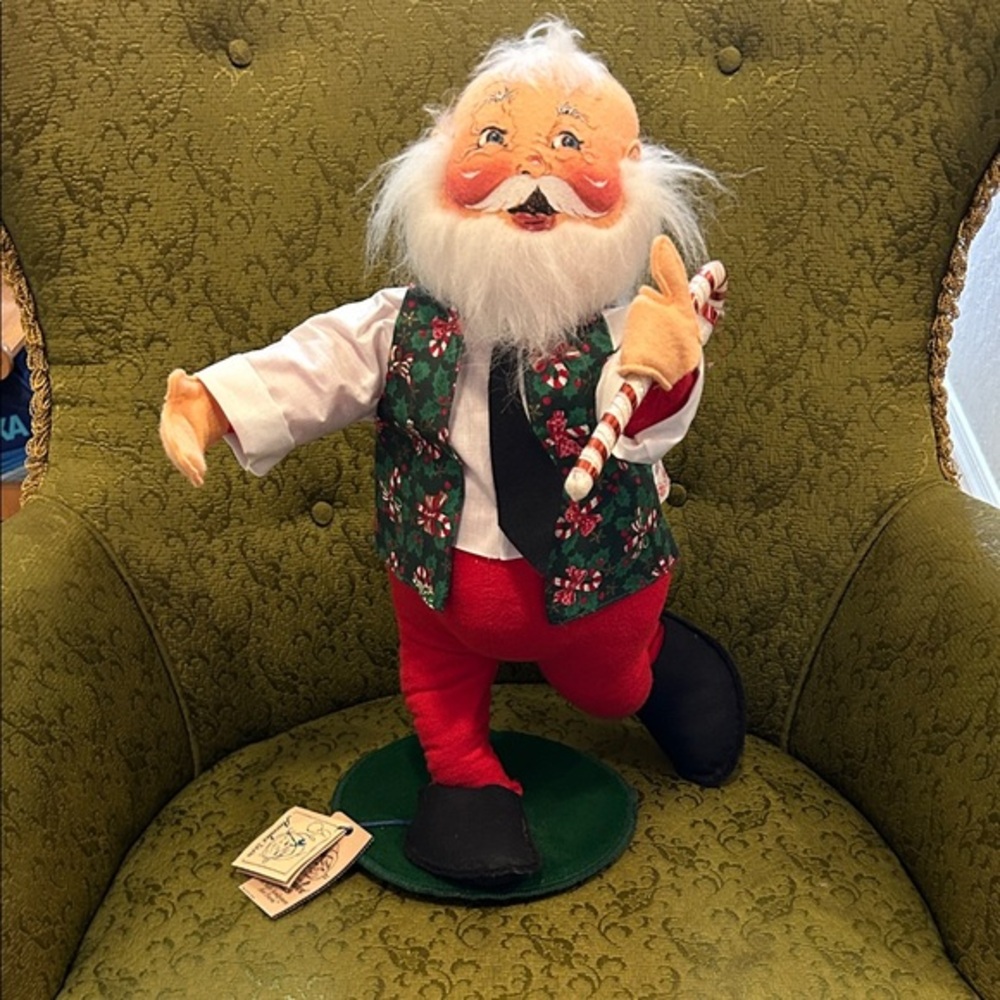 Vintage Annalee Santa Figure with Red and Green Outfit aprox 17”h